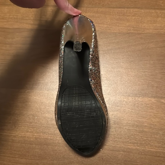 UPDATED Host Pick Silver Multicolor Rainbow Glitter peeptoe platform heel pumps - Picture 14 of 15